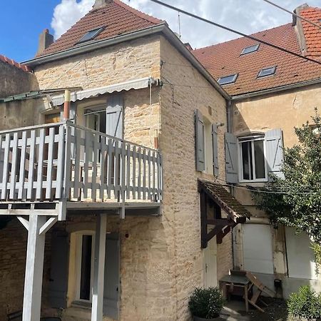 Agreable Gite Au Coeur Du Centre Ville 4 Personnes Chagny  Bagian luar foto