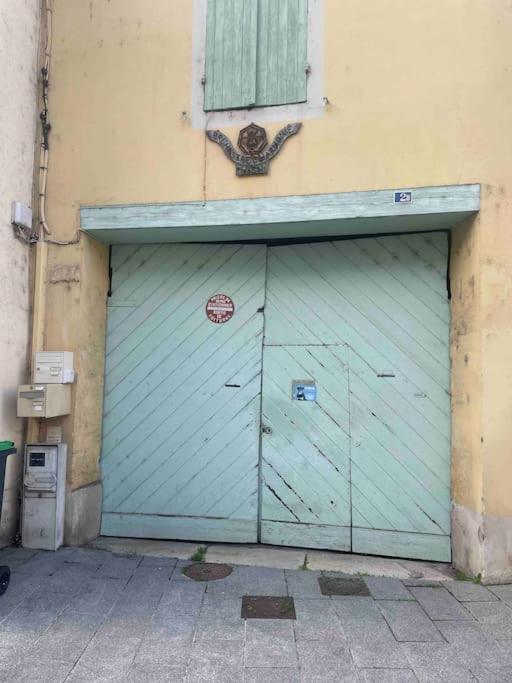 Agreable Gite Au Coeur Du Centre Ville 4 Personnes Chagny  Bagian luar foto