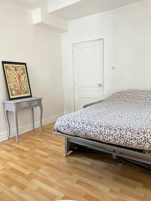 Agreable Gite Au Coeur Du Centre Ville 4 Personnes Chagny  Bagian luar foto
