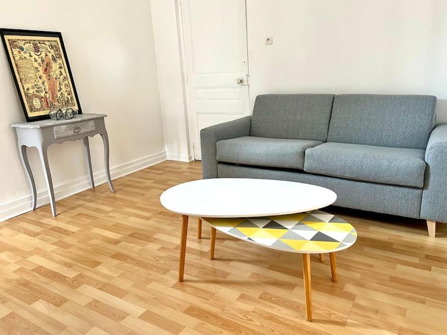Agreable Gite Au Coeur Du Centre Ville 4 Personnes Chagny  Bagian luar foto