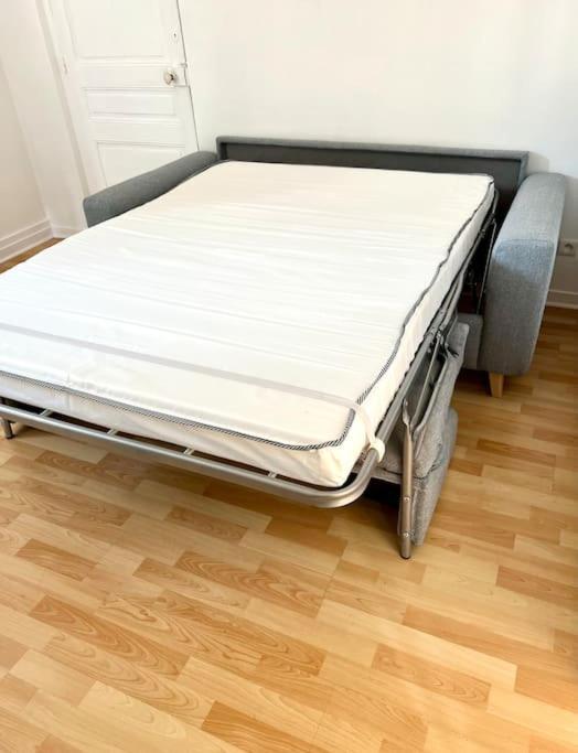 Agreable Gite Au Coeur Du Centre Ville 4 Personnes Chagny  Bagian luar foto