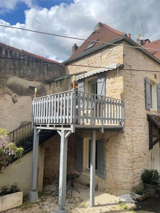 Agreable Gite Au Coeur Du Centre Ville 4 Personnes Chagny  Bagian luar foto