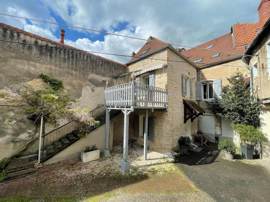 Agreable Gite Au Coeur Du Centre Ville 4 Personnes Chagny  Bagian luar foto